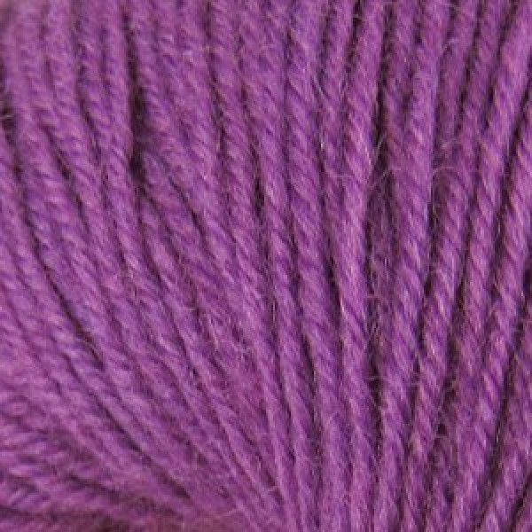 Пряжа ПЕХОРКА Ласковое детство // 070 // 575 // Ярко-лиловый