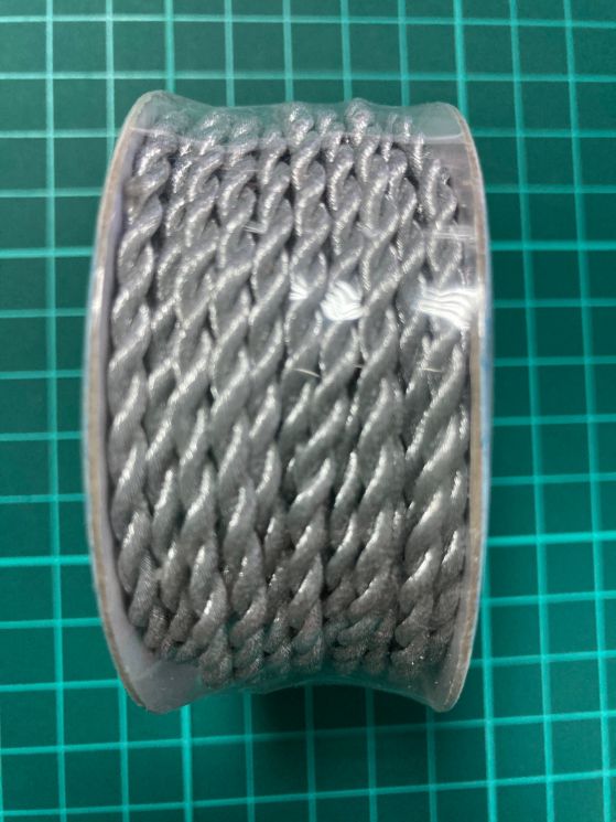 GC-025 Шнур витой Гамма (2,5мм 9,1м) золото/серебро